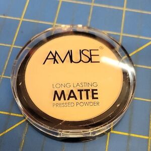 Amuse Long Lasting Matte Pressed Powder - Natural 10g New Sealed Compact